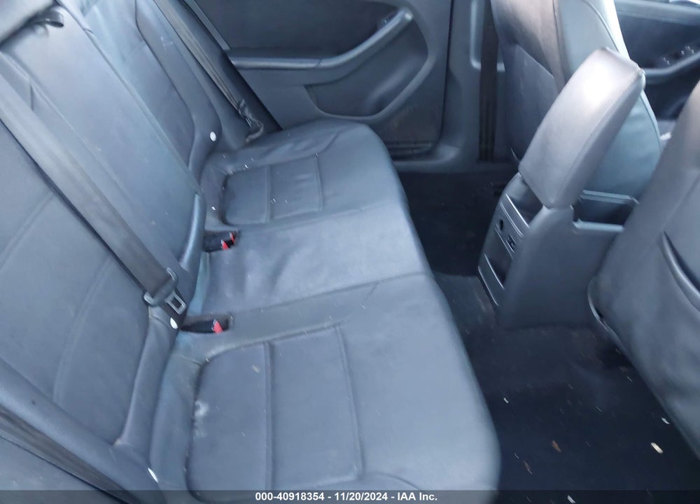 2012 VOLKSWAGEN JETTA 2.5L SE VIN: 3VWDP7AJ1CM330905