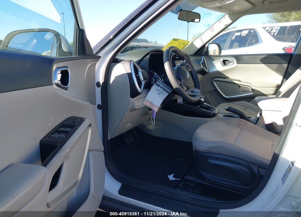 2020 KIA SOUL LX VIN: KNDJ23AU2L7709400
