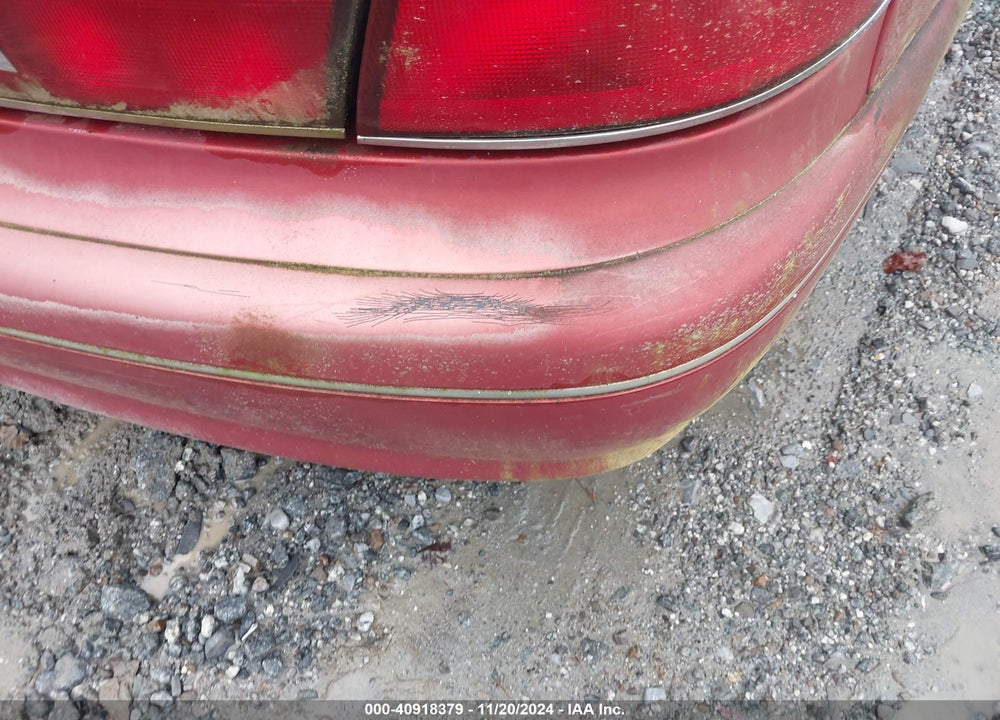 1998 BUICK CENTURY CUSTOM VIN: 2G4WS52M0W1542211