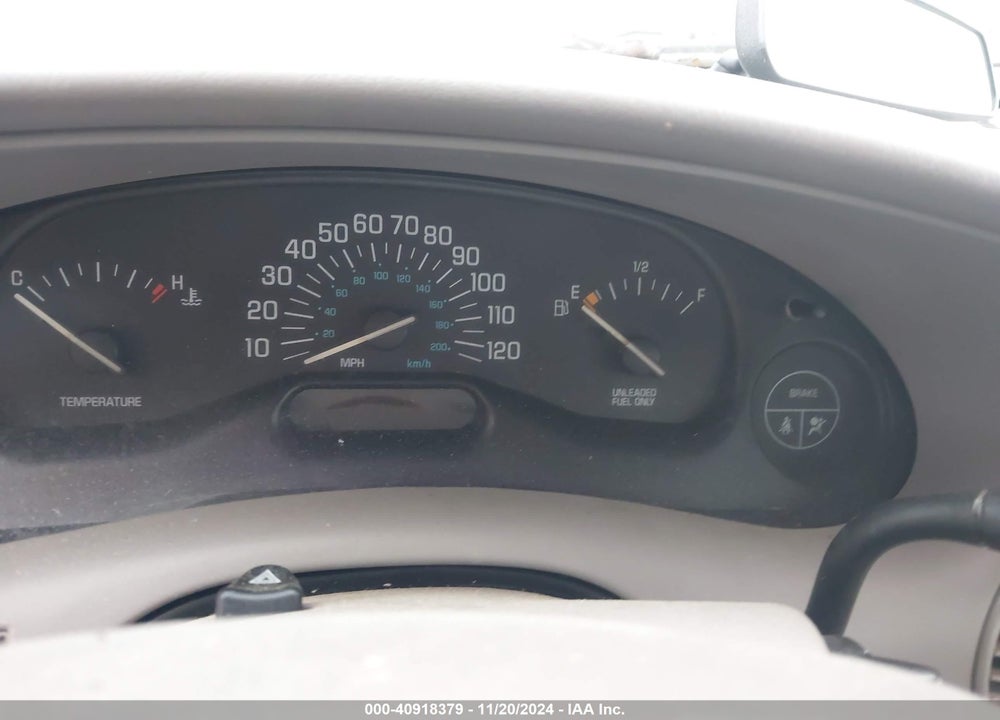 1998 BUICK CENTURY CUSTOM VIN: 2G4WS52M0W1542211