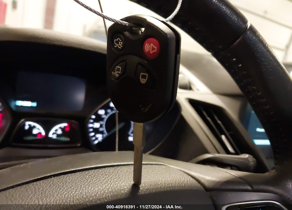 2018 FORD ESCAPE SEL VIN: 1FMCU9HD1JUC86945