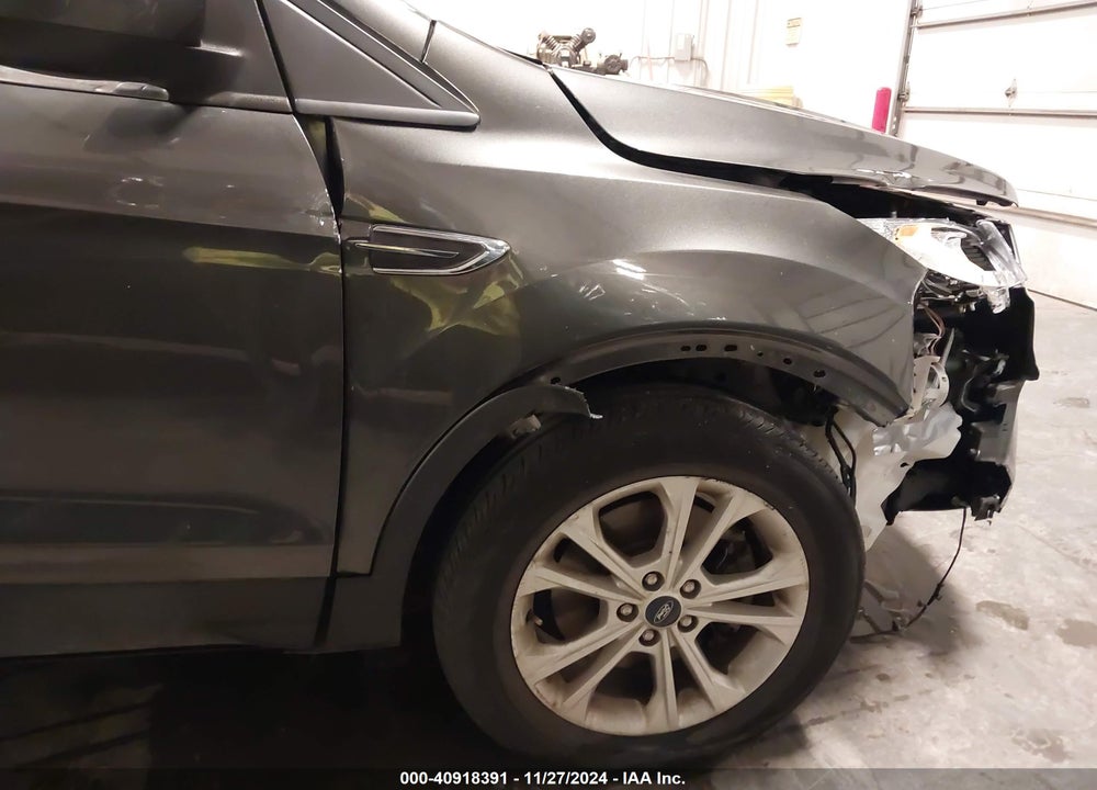 2018 FORD ESCAPE SEL VIN: 1FMCU9HD1JUC86945