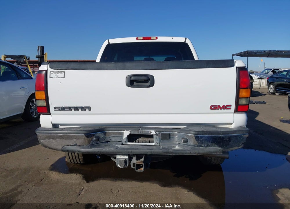 2005 GMC SIERRA 1500 SLE VIN: 2GTEK13T851325504
