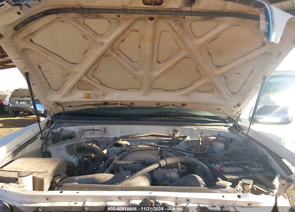 2002 TOYOTA TUNDRA SR5 V8 VIN: 5TBRT34192S275894
