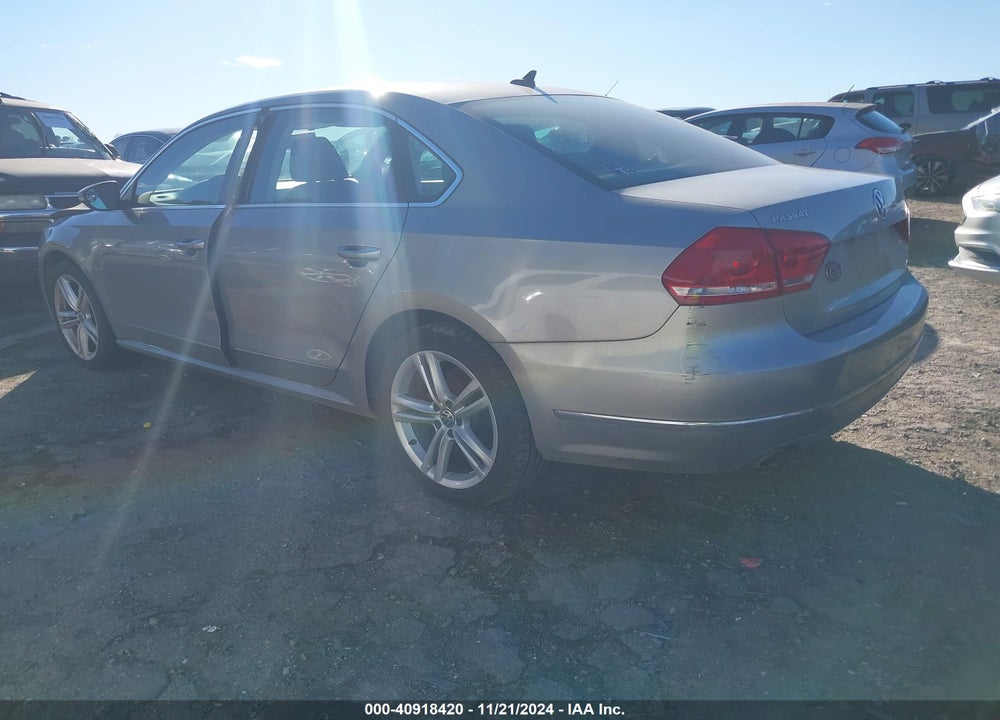 2012 VOLKSWAGEN PASSAT 2.0L TDI SEL PREMIUM VIN: 1VWCN7A33CC090728