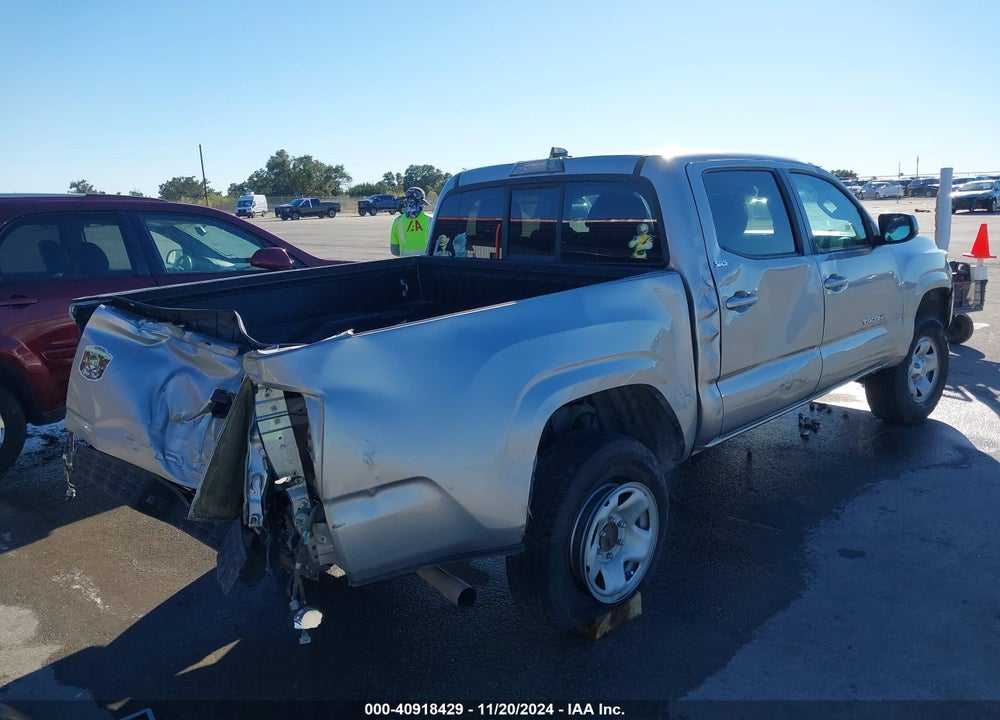 2020 TOYOTA TACOMA SR5 VIN: 5TFAX5GN2LX176669