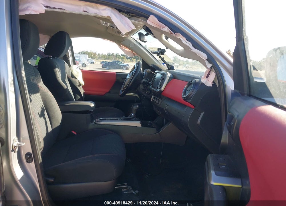 2020 TOYOTA TACOMA SR5 VIN: 5TFAX5GN2LX176669