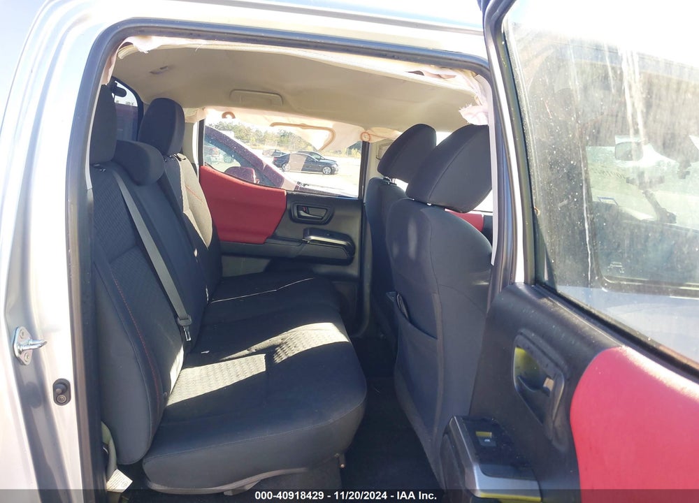 2020 TOYOTA TACOMA SR5 VIN: 5TFAX5GN2LX176669