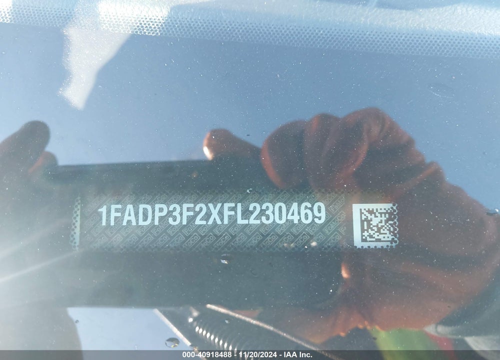 2015 FORD FOCUS SE VIN: 1FADP3F2XFL230469
