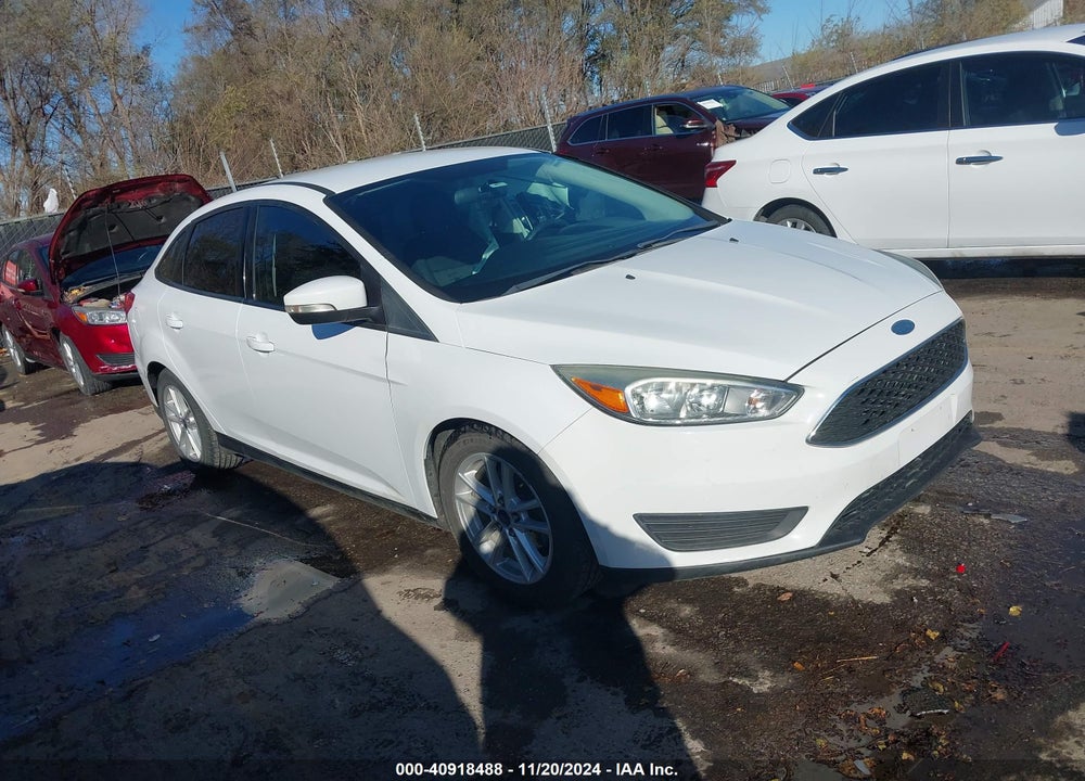 2015 FORD FOCUS SE VIN: 1FADP3F2XFL230469