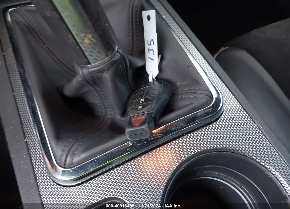 2014 DODGE CHALLENGER R/T CLASSIC VIN: 2C3CDYBT4EH176631
