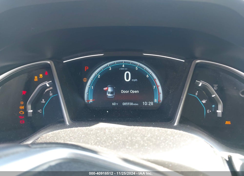 2018 HONDA CIVIC VIN: JHMFC1F76JX022121