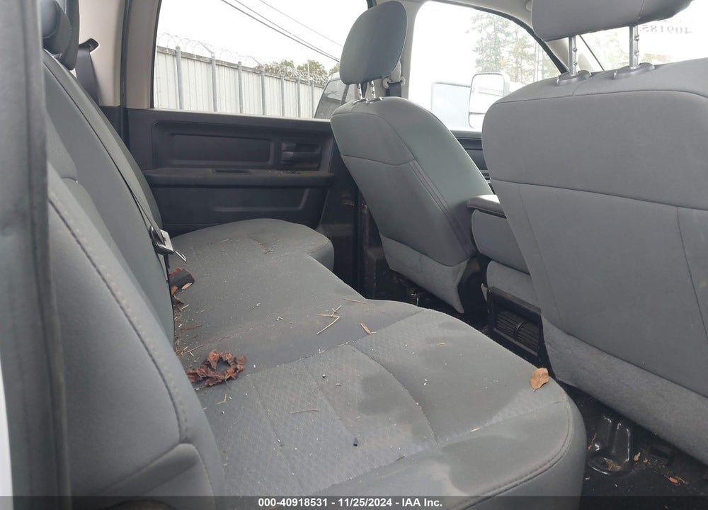 2016 RAM 2500 TRADESMAN VIN: 3C6UR5CL7GG323534