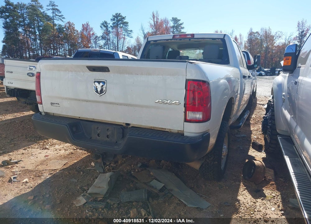 2016 RAM 2500 TRADESMAN VIN: 3C6UR5CL7GG323534