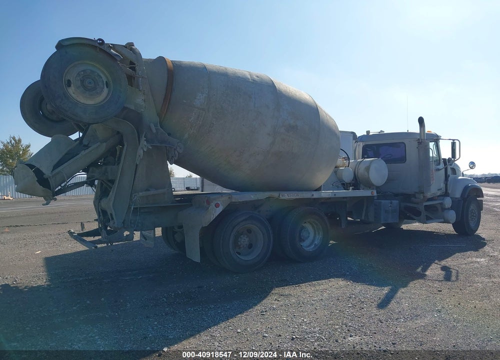 2004 MACK CV513 CV500 VIN: 1M2AG02C84M001852