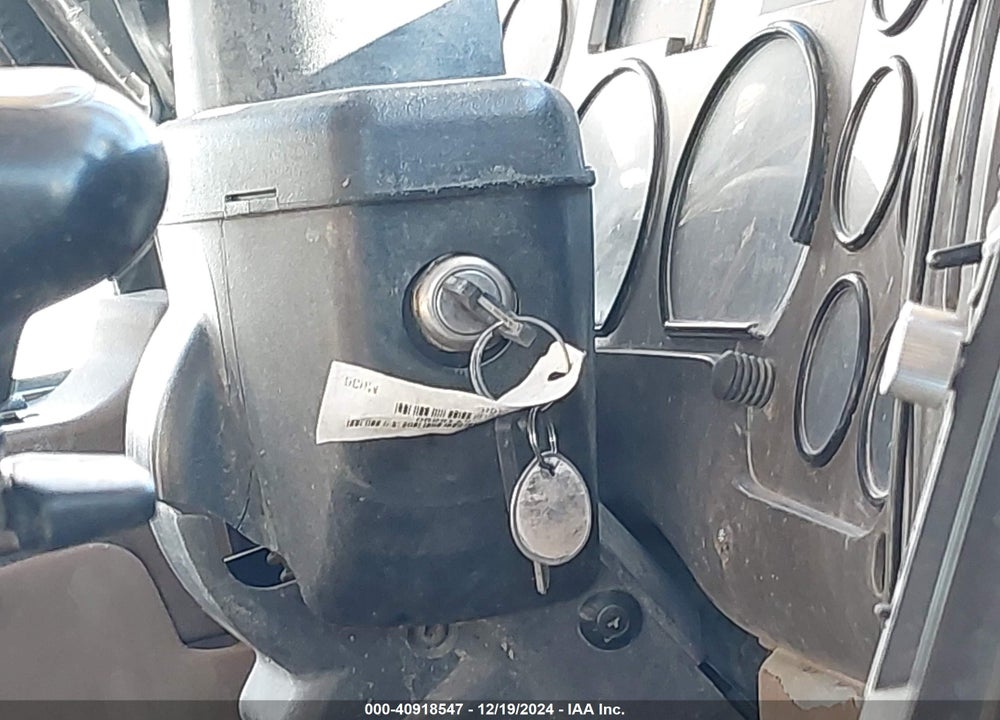 2004 MACK CV513 CV500 VIN: 1M2AG02C84M001852