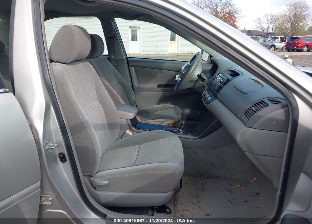 2005 TOYOTA CAMRY LE VIN: 4T1BE32K15U941740