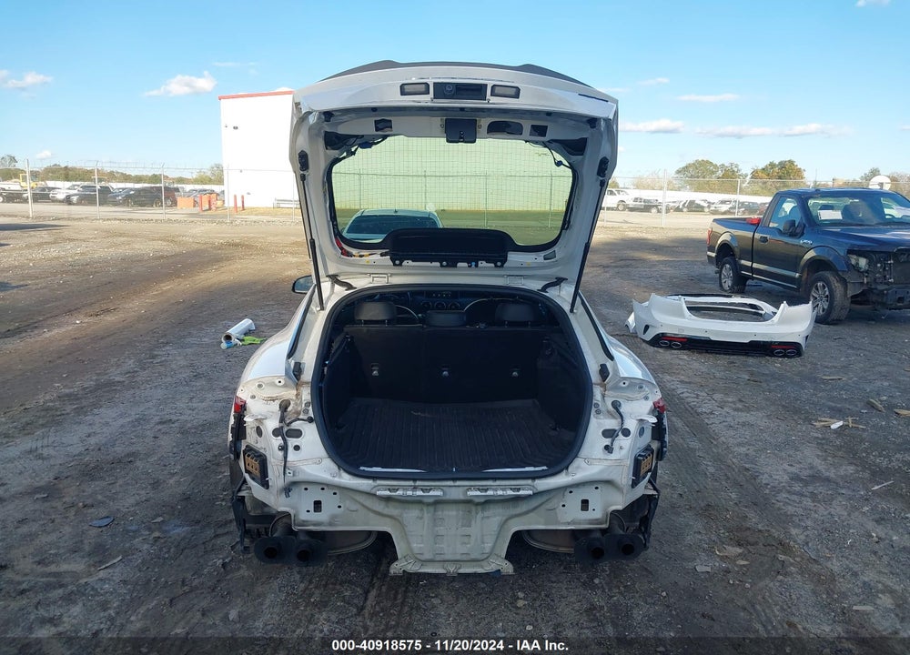 2018 KIA STINGER GT VIN: KNAE35LC0J6039862