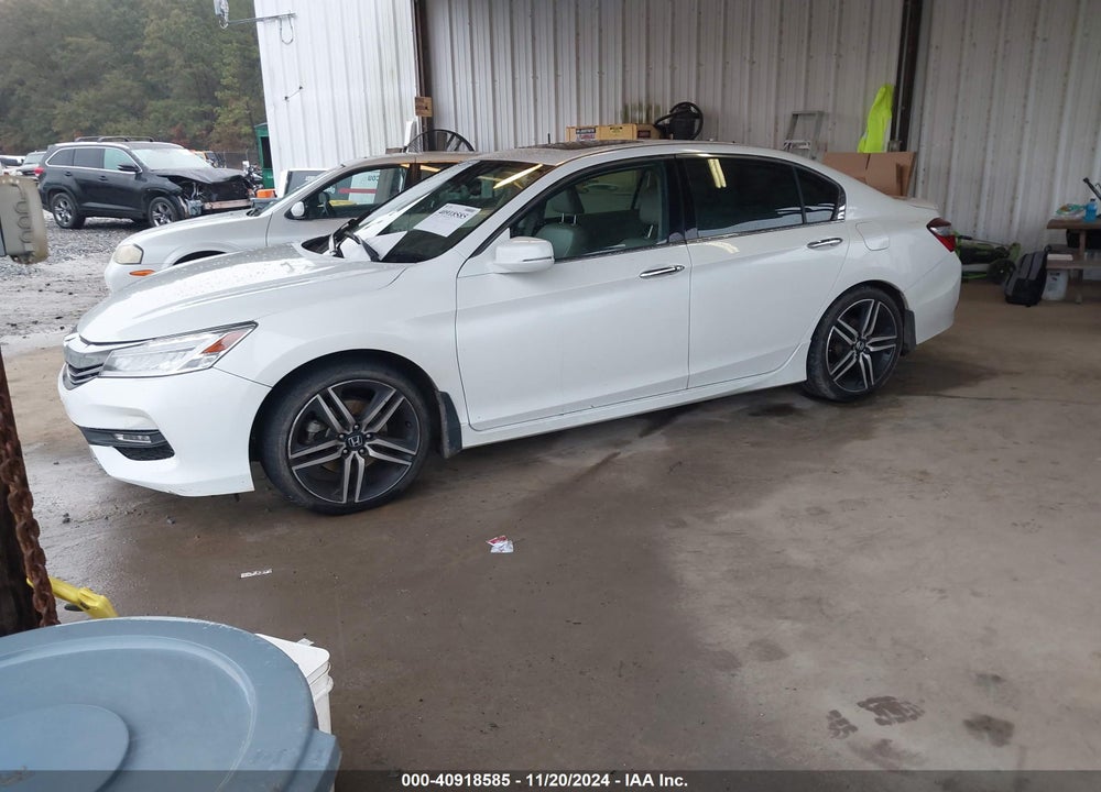 2017 HONDA ACCORD TOURING V6 VIN: 1HGCR3F92HA019313