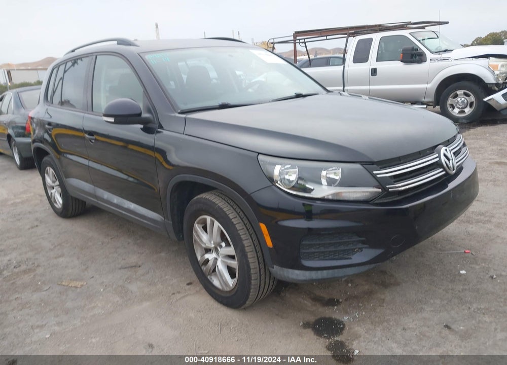2015 VOLKSWAGEN TIGUAN S VIN: WVGAV7AX6FW514933