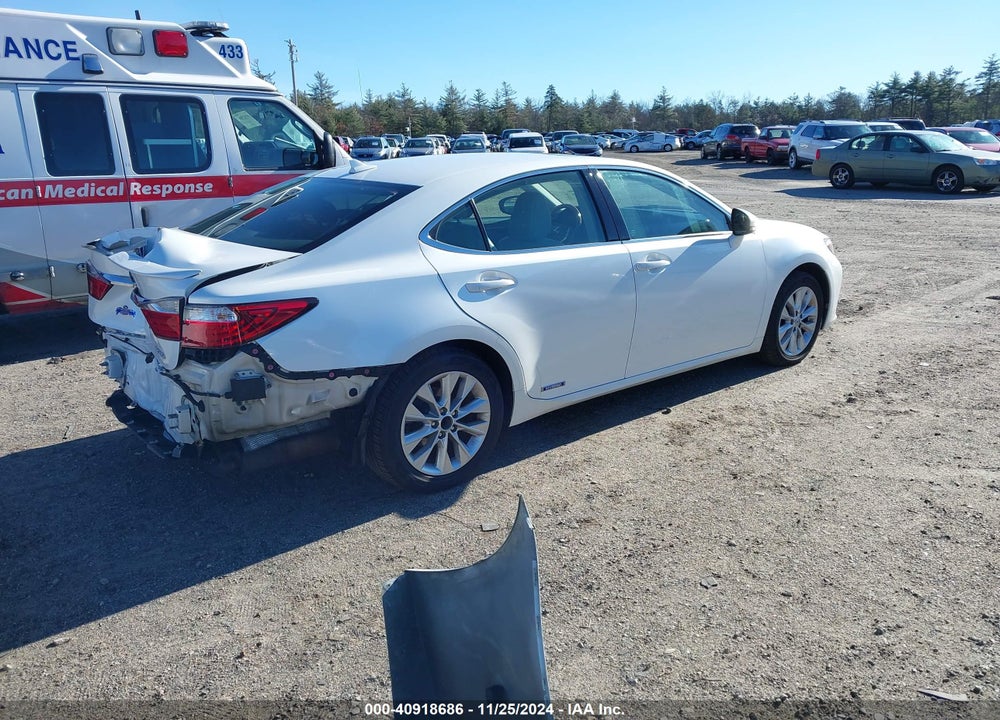 2013 LEXUS ES 300H VIN: JTHBW1GG5D2014050