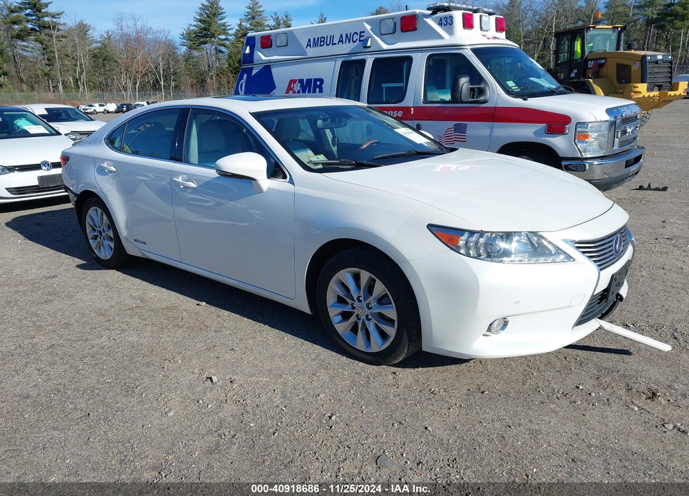 2013 LEXUS ES 300H VIN: JTHBW1GG5D2014050