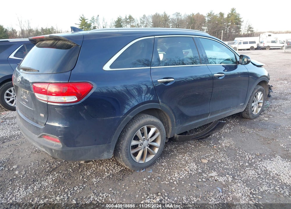 2016 KIA SORENTO 2.4L LX VIN: 5XYPGDA38GG066004