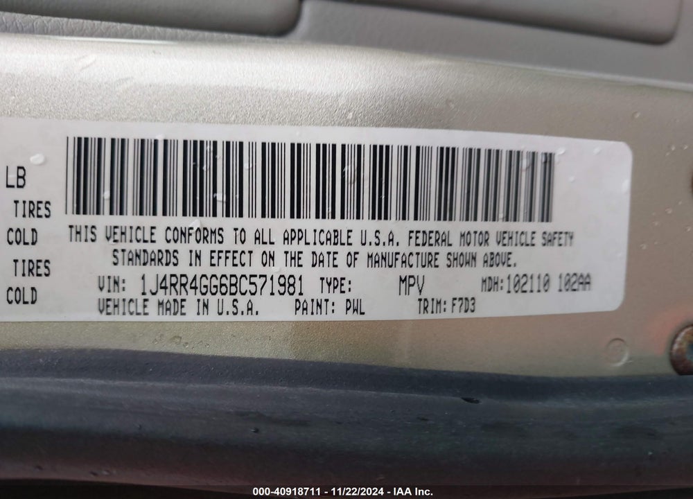 2011 JEEP GRAND CHEROKEE LAREDO VIN: 1J4RR4GG6BC571981