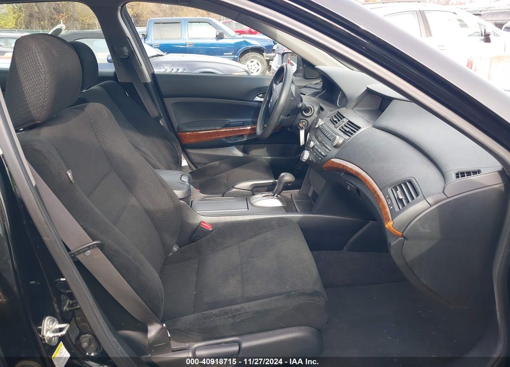 2011 HONDA ACCORD 2.4 EX VIN: 1HGCP2F77BA055441