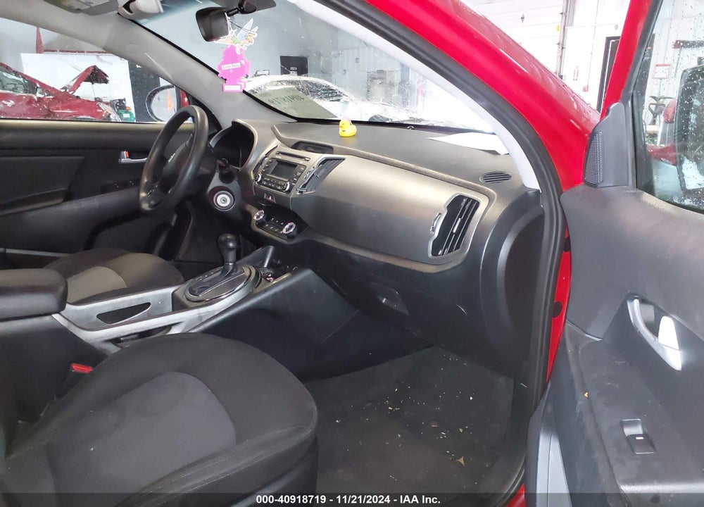 2014 KIA SPORTAGE LX VIN: KNDPB3AC5E7658057