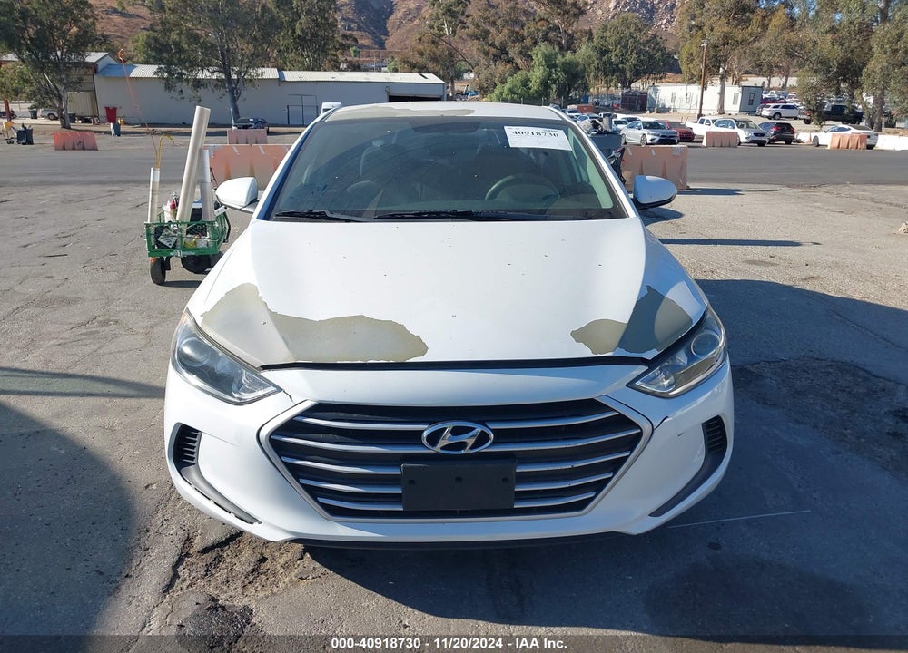 2017 HYUNDAI ELANTRA SE VIN: 5NPD84LF7HH128428
