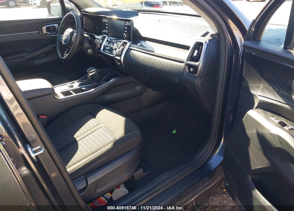 2023 KIA SORENTO LX VIN: 5XYRG4LCXPG165056