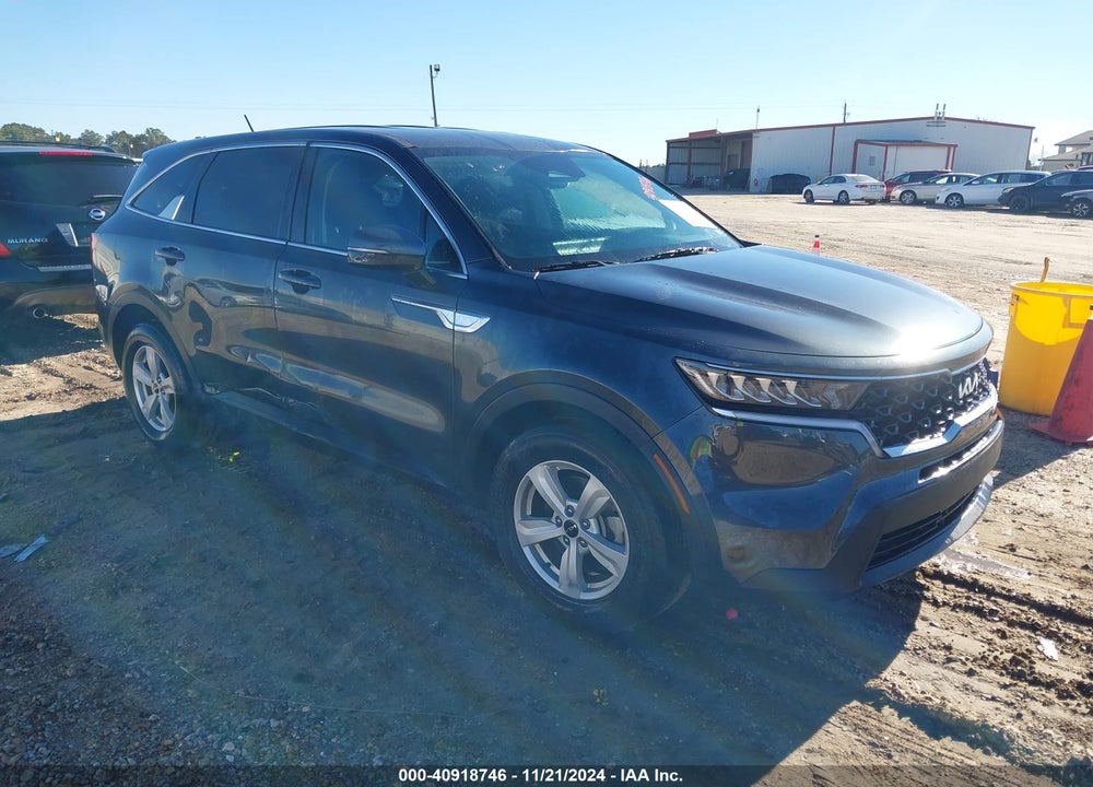 2023 KIA SORENTO LX VIN: 5XYRG4LCXPG165056