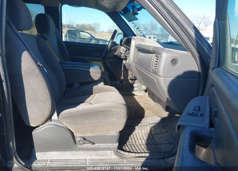 2007 CHEVROLET SILVERADO 2500HD CLASSIC LT1 VIN: 1GCHK29U47E194317