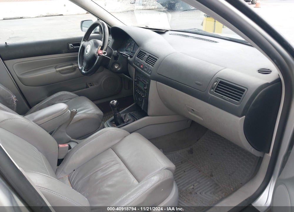 2003 VOLKSWAGEN JETTA GLI VIN: 3VWVH69M73M072545