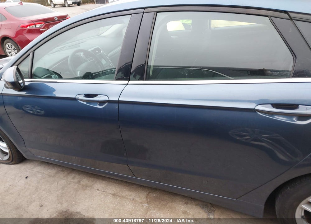 2018 FORD FUSION SE VIN: 3FA6P0HD4JR223971