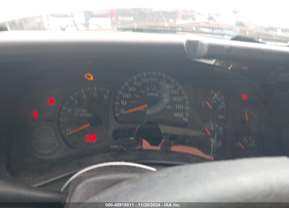 2004 CHEVROLET SUBURBAN 1500 LS VIN: 1GNEC16ZX4J173783