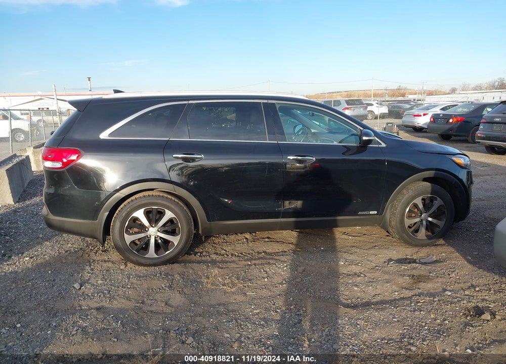 2018 KIA SORENTO 3.3L EX VIN: 5XYPHDA53JG384862