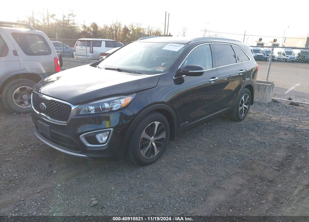 2018 KIA SORENTO 3.3L EX VIN: 5XYPHDA53JG384862