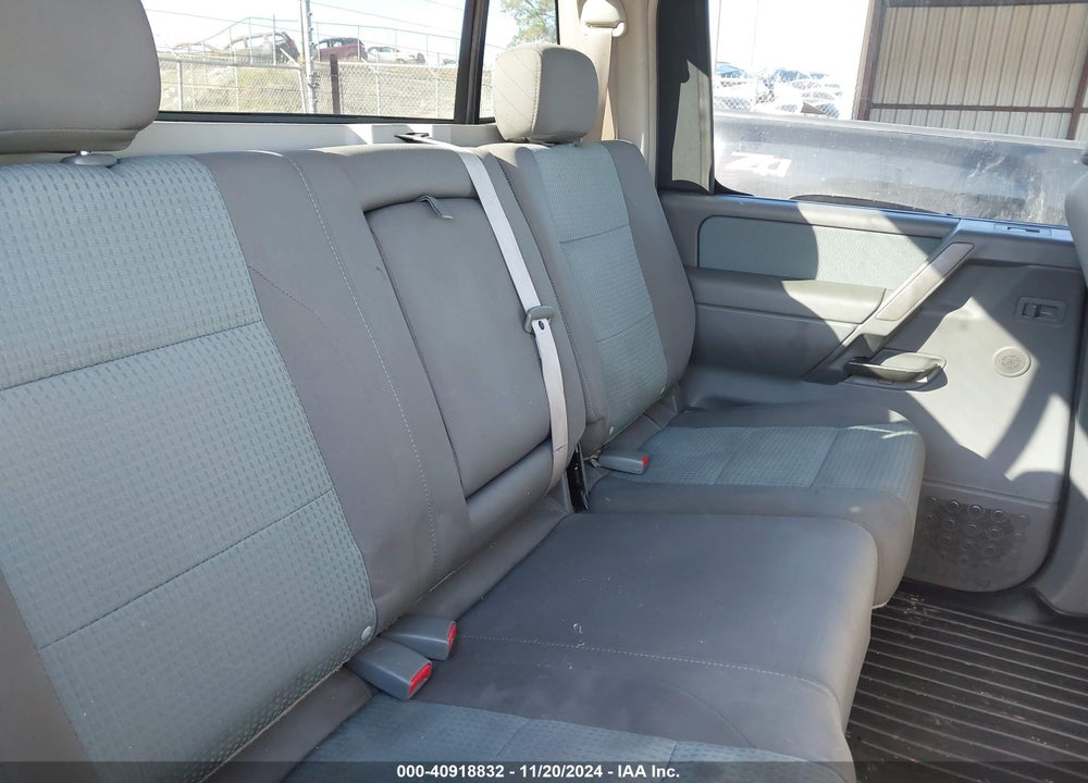 2006 NISSAN TITAN SE VIN: 1N6BA07B66N533153