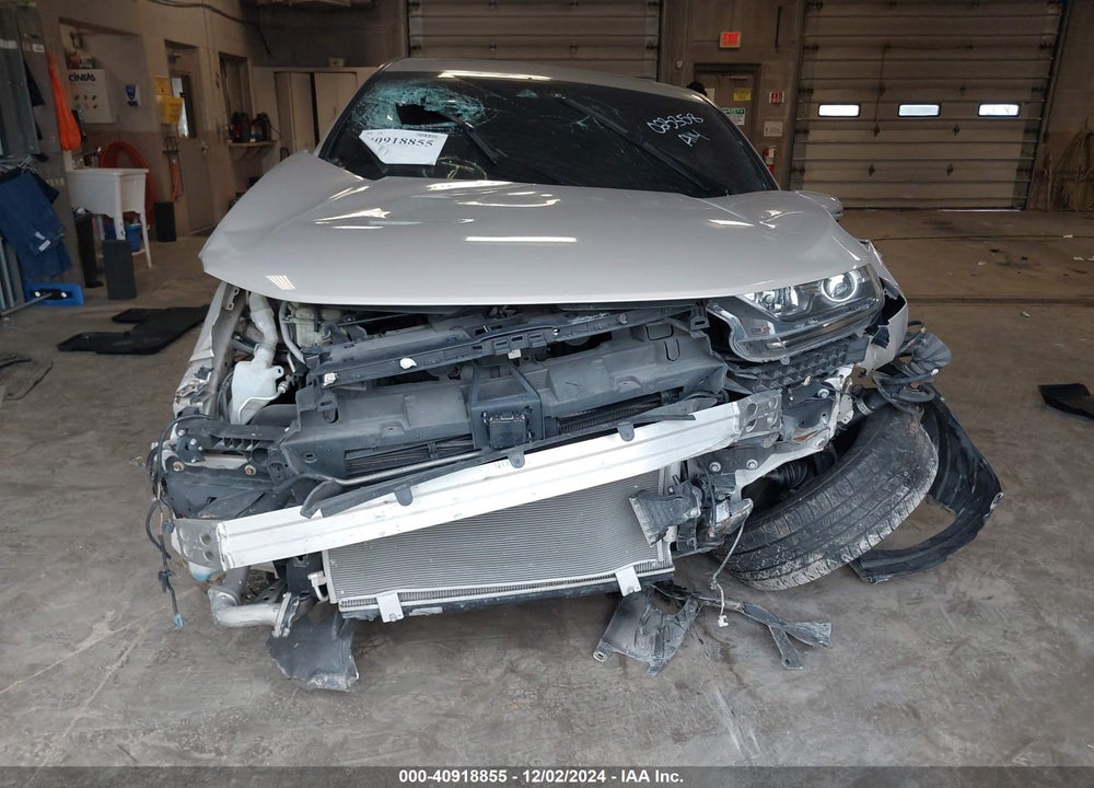 2018 HONDA CR-V VIN: 5J6RW2H85JL023358