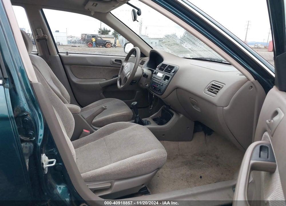 1998 HONDA CIVIC LX VIN: 2HGEJ6576WH579268