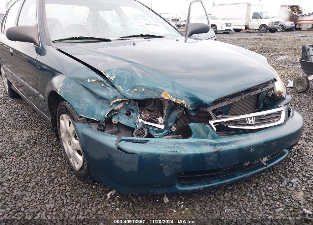 1998 HONDA CIVIC LX VIN: 2HGEJ6576WH579268