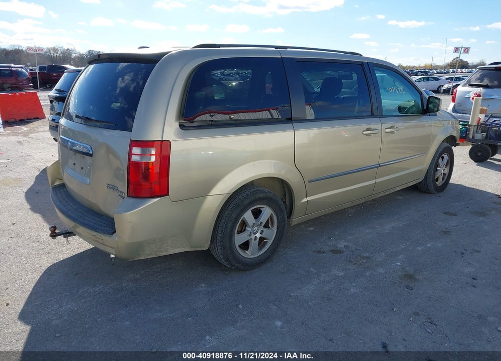 2010 DODGE GRAND CARAVAN SXT VIN: 2D4RN5D16AR197405