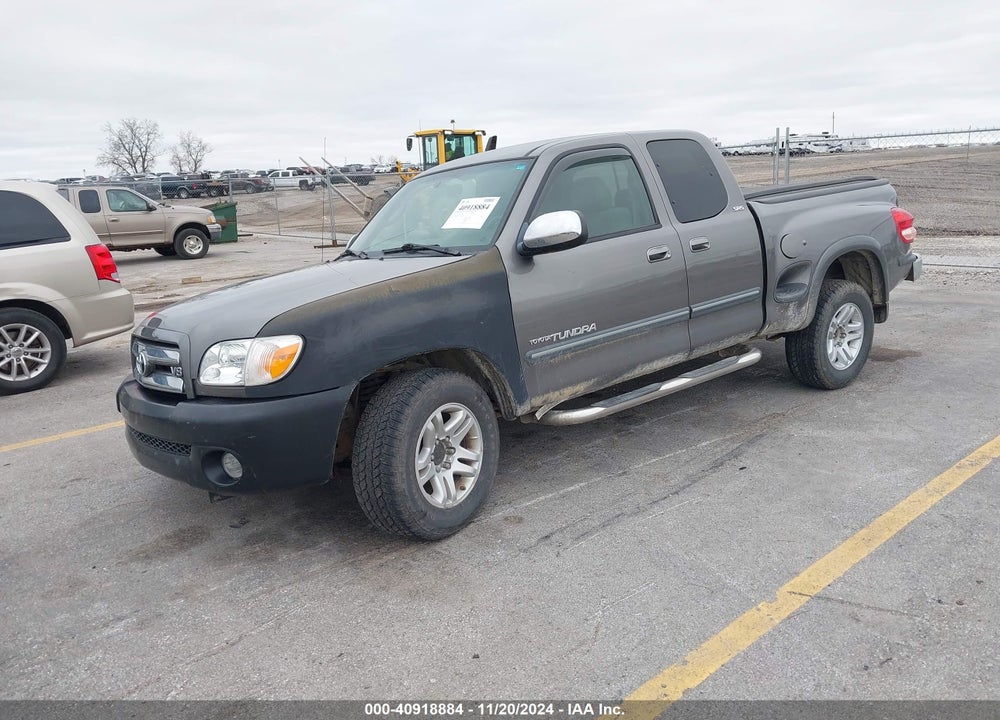 2005 TOYOTA TUNDRA SR5 V8 VIN: 5TBBT44165S462442