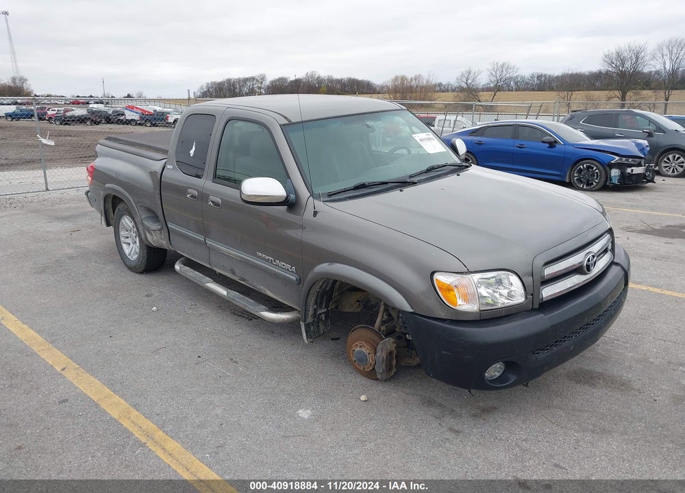 2005 TOYOTA TUNDRA SR5 V8 VIN: 5TBBT44165S462442