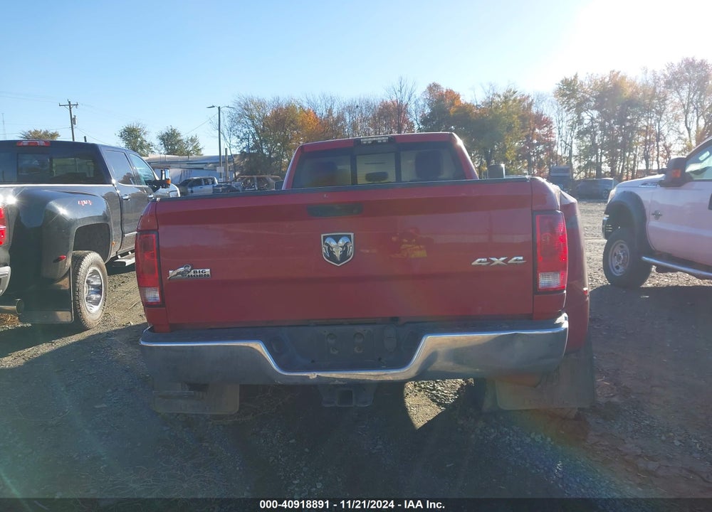 2018 RAM 3500 BIG HORN  4X4 8' BOX VIN: 3C63RRHL8JG208721