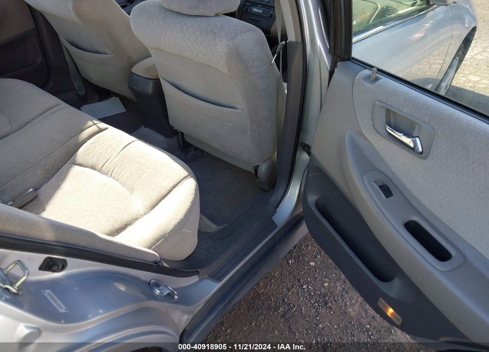 2002 HONDA ACCORD 2.3 LX VIN: 1HGCG66502A021864