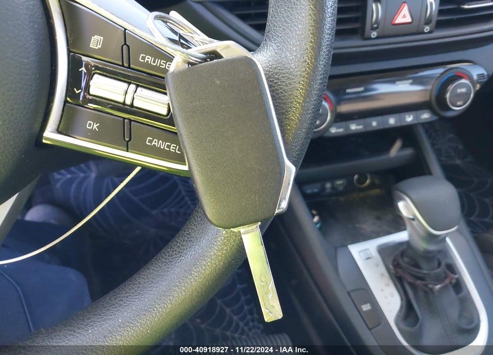 2019 KIA FORTE FE VIN: 3KPF24AD8KE026207