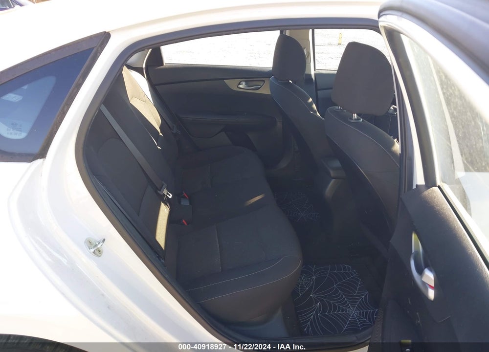 2019 KIA FORTE FE VIN: 3KPF24AD8KE026207